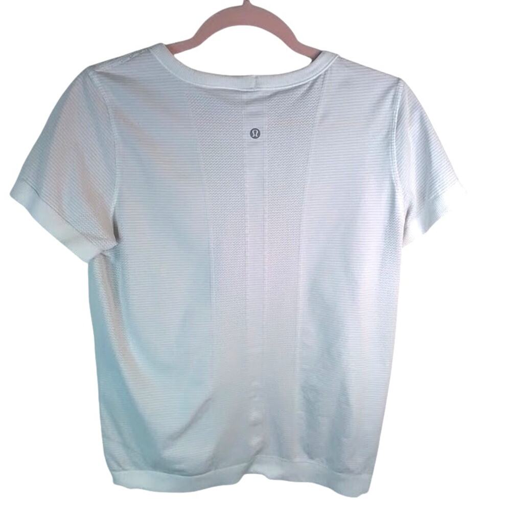 Lululemon Swiftly Tech Short Sleeve Tee White Wom… - image 2